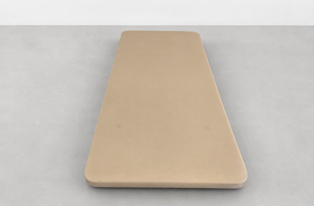 Base tapizada 3D One de HOME - principal